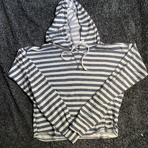 Aero : Crop-Top Hoodie
